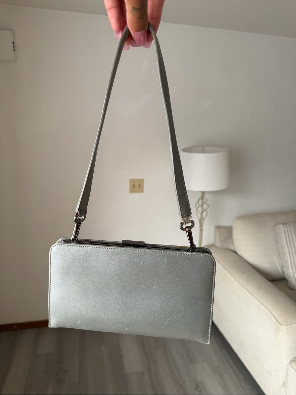 Vintage Coach Pearlized Silver Kisslock Bag